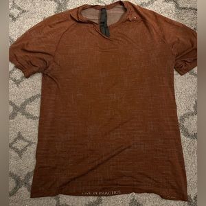 Lululemon Metal Vent Tech Men’s Short Sleeve
